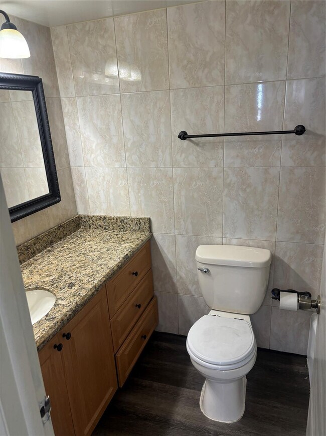 Building Photo - 3800 S Ocean Dr