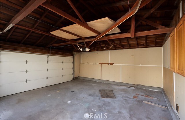 Building Photo - 7354 Vanalden Ave