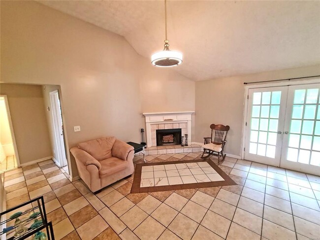 Building Photo - AVAILABLE 08/15/2026 in Millbrook!