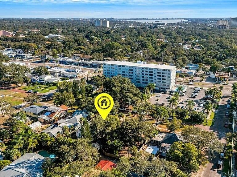 Building Photo - 7327 1st Ave N