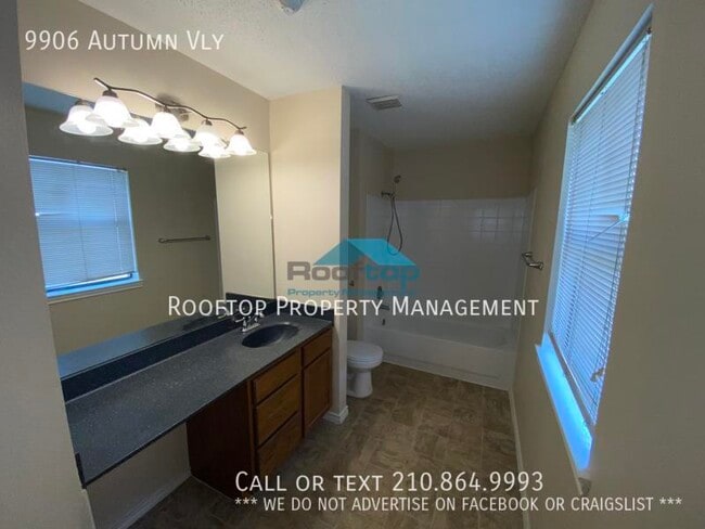 Building Photo - 9906 Autumn Valley