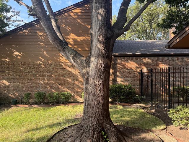 Building Photo - 3304 Scarlet Oak
