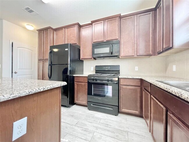 Building Photo - 513 N Heatherwilde Blvd