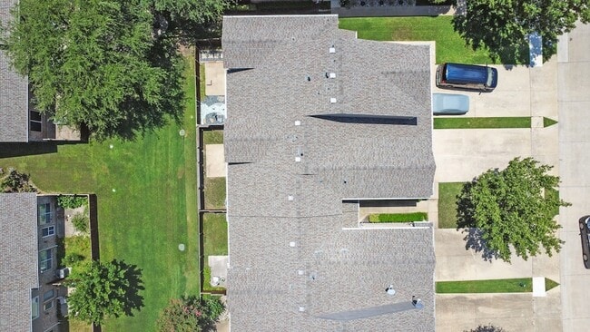Building Photo - 3224 Parma Ln