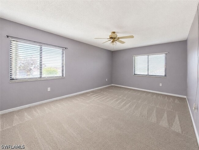 Building Photo - 401 Jimmy Buffett Mem Hwy