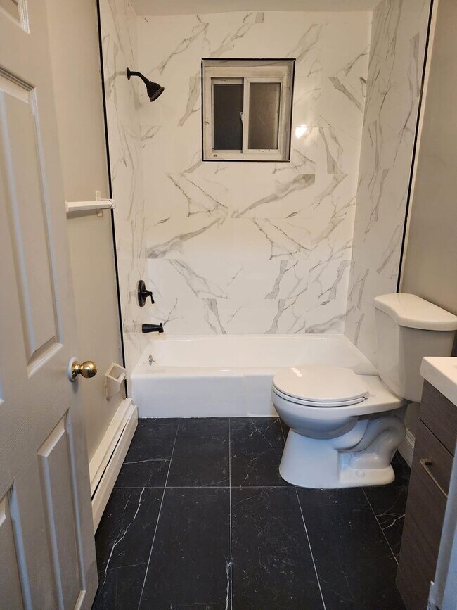 Building Photo - Offer Ends Soon! Up Your Living, Not Your Rent