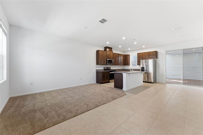 Building Photo - 1889 Seawall Wy