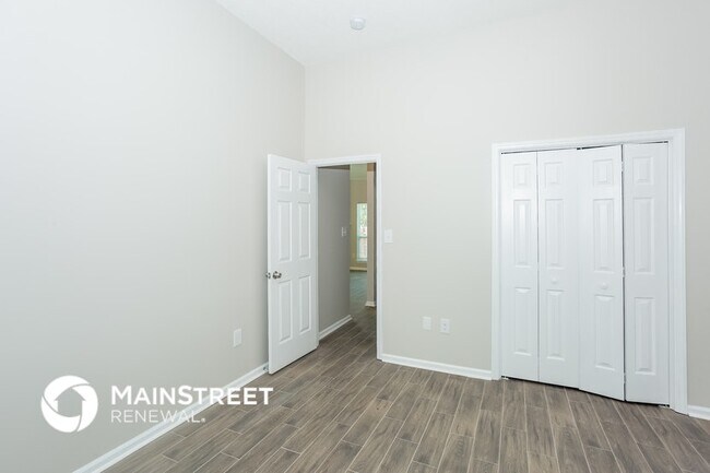 Building Photo - 2009 Stonewyck Ave