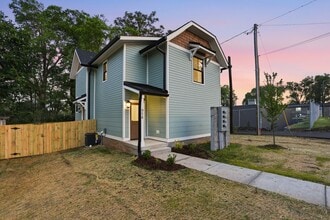 Building Photo - Sleek East Nashville New Construction Studio