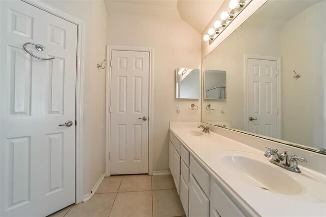 Building Photo - 21341 Terreton Springs Dr
