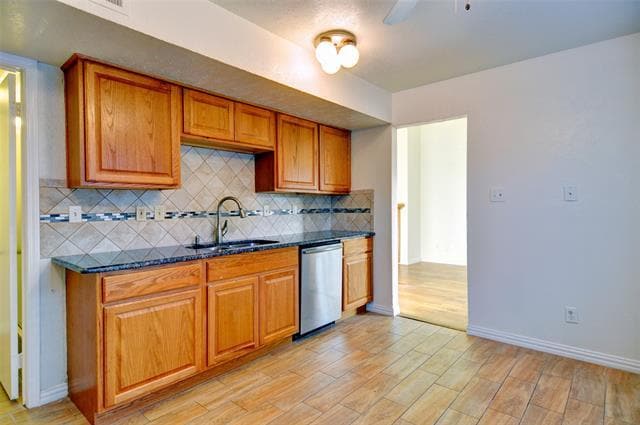 Building Photo - 6764 Dandelion Dr