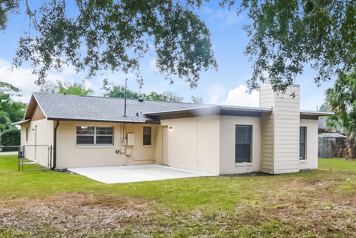 Building Photo - 4750 Kempston Dr