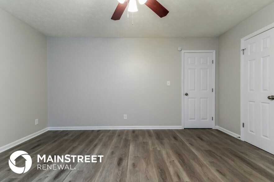 Building Photo - 6843 Timbers E Dr