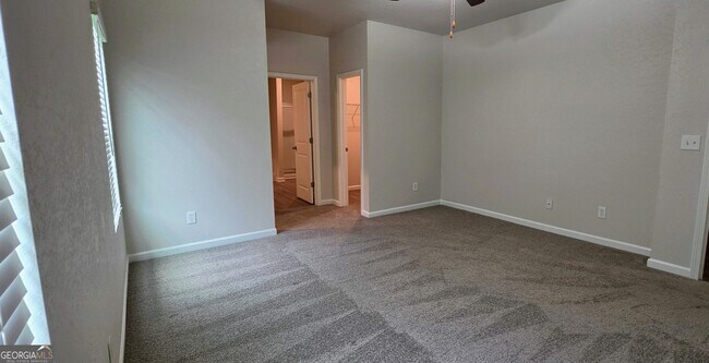 Building Photo - 60 Katelen Ct