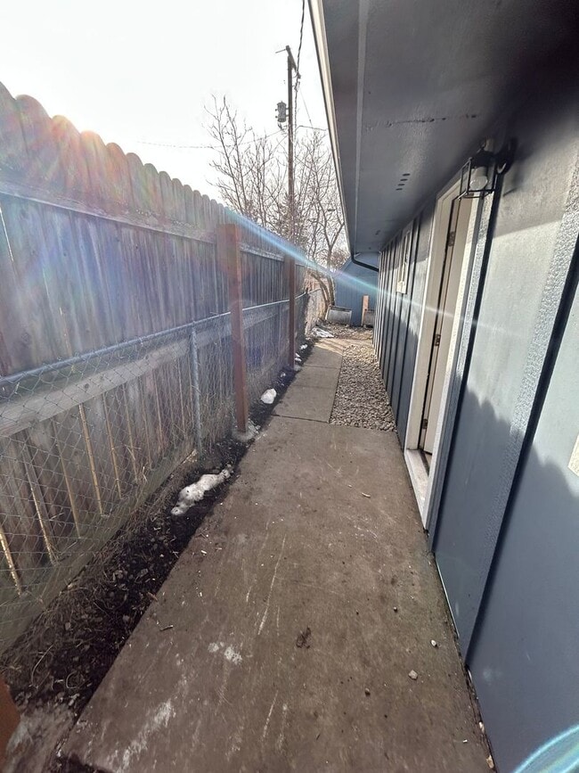 Building Photo - 156-166 A St W (CG)