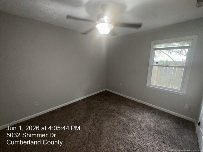 Building Photo - 5032 Shimmer Dr