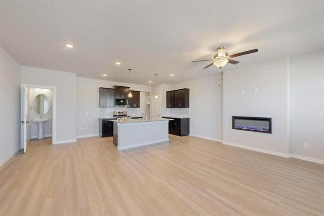 Building Photo - 1520 Solterra Blvd
