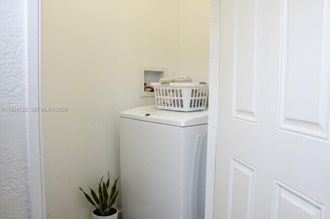 Building Photo - 300 SW 8th St