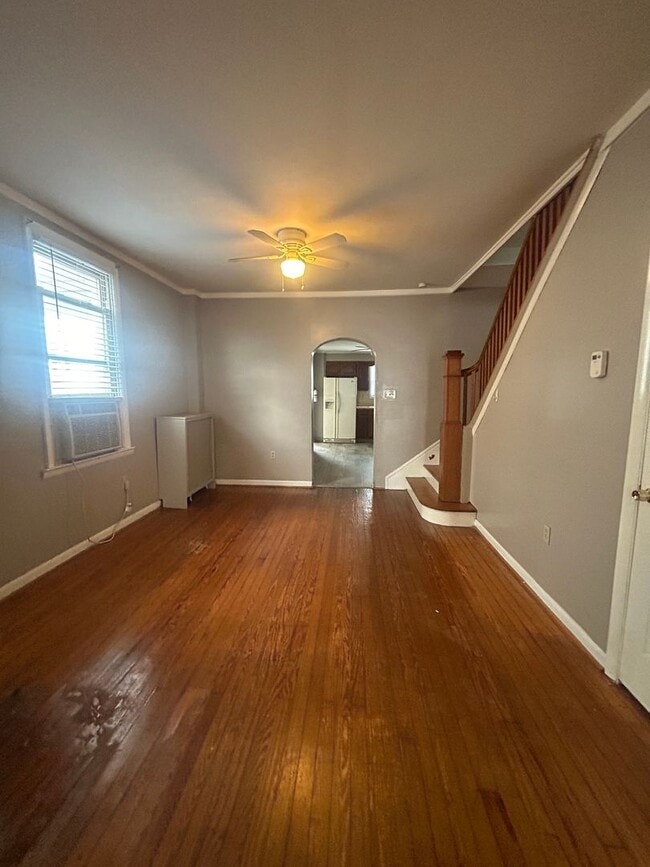 Building Photo - 4-bedroom duplex in south Steelton