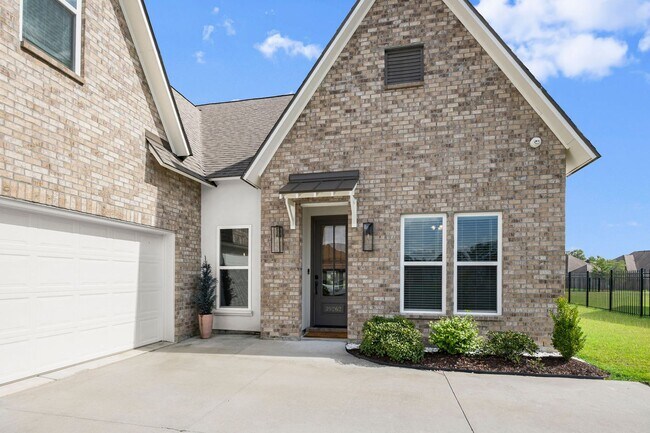 Building Photo - Beautiful 4-Bedroom Home in Parks at Water Oaks – Gonzales, LA