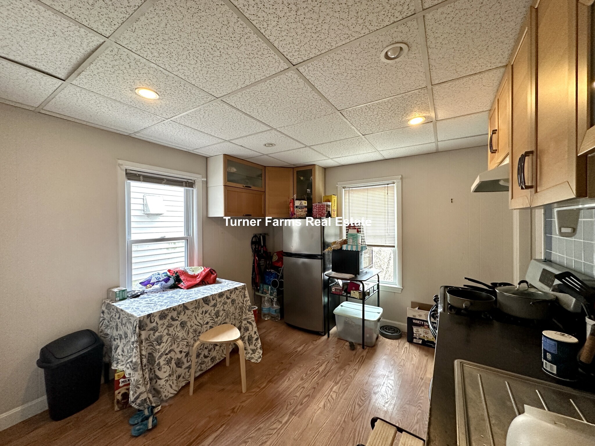 Building Photo - 105 Buttonwood St