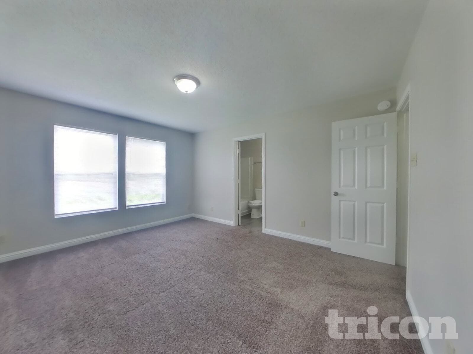 Building Photo - 8538 Bluff Point Dr