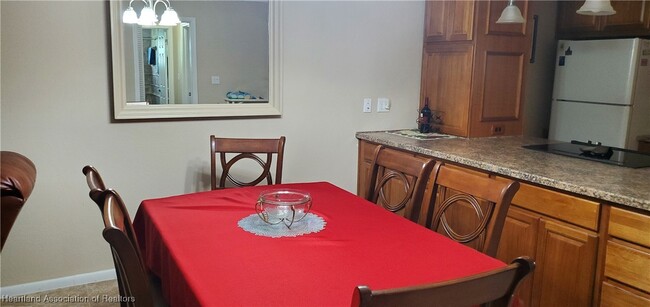 Building Photo - 3830 Catalina Dr