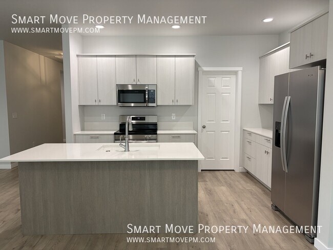 Building Photo - 611 W Snowy Owl St