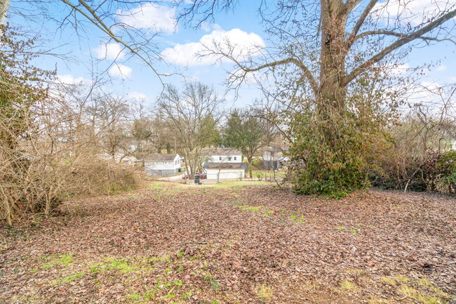 Building Photo - 2518 Larkwood Ln