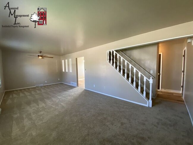 Building Photo - Updated home with finished basement and 2-...