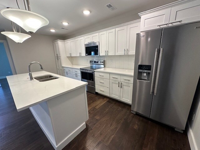 Building Photo - 126 Beechwood Ln