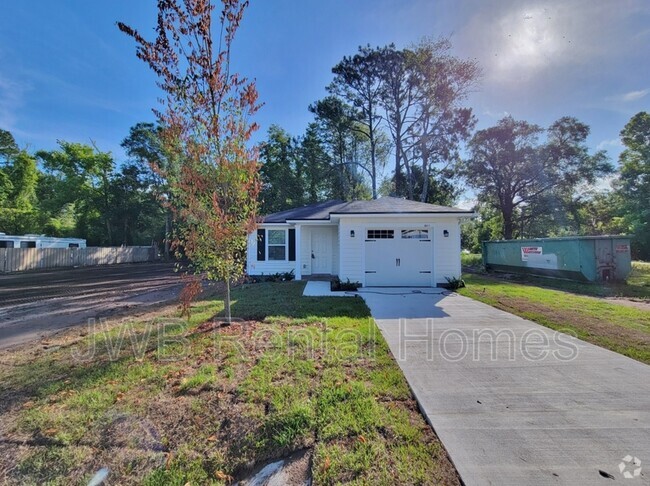 Building Photo - 8011 Mattox Ave