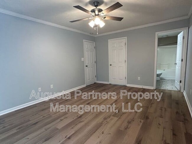 Building Photo - 5243 Aruba Cir