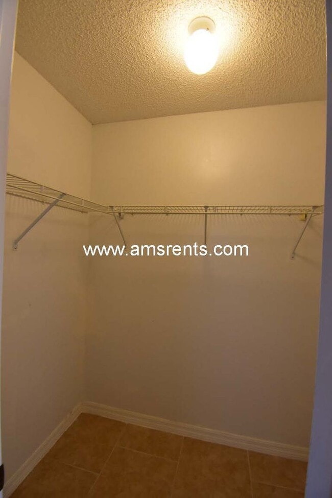 Building Photo - Charming 2 bed/ 2 bath house in Indian Wells