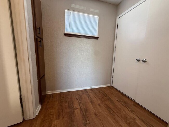 Building Photo - 3507 Wynn Cir