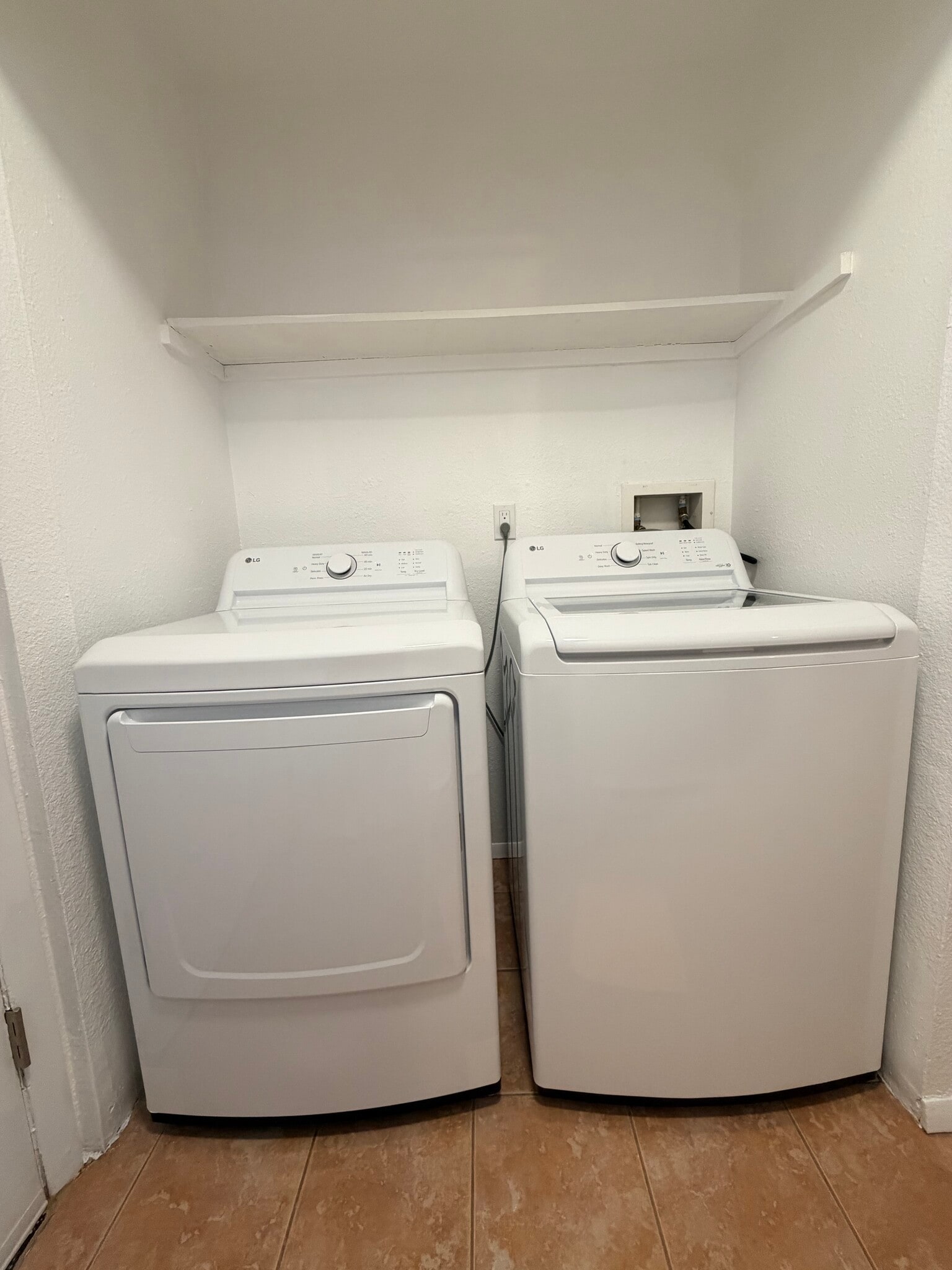 Washer/Dryer - 2525 W Vermijo Ave