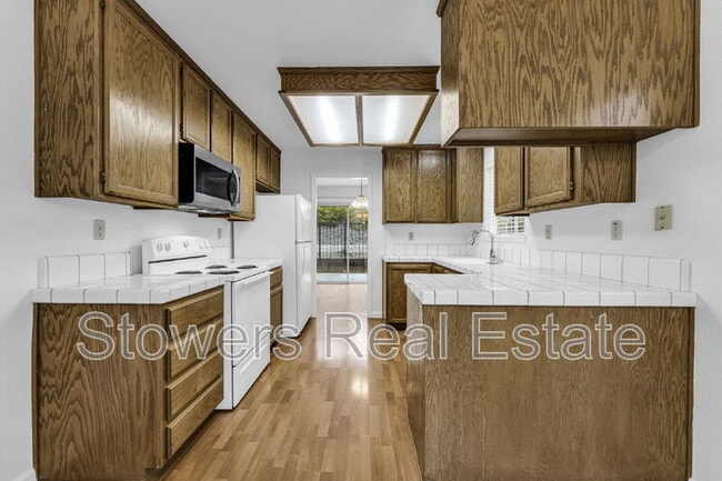 Building Photo - 309 Cam Arroyo