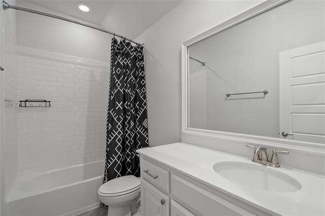 Building Photo - 1001 Berry St