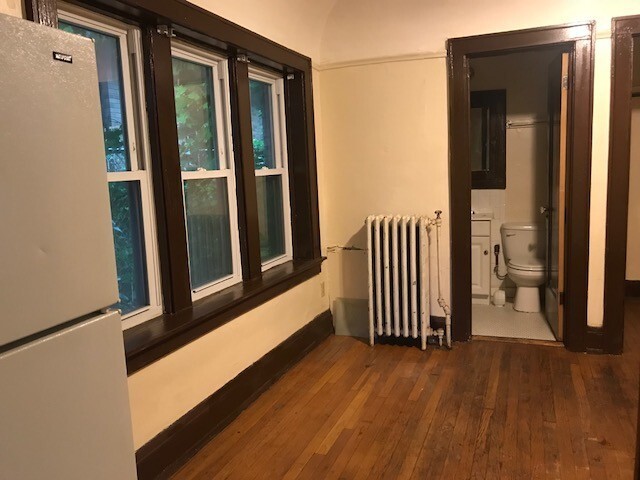 Interior Photo - 1315 Cass