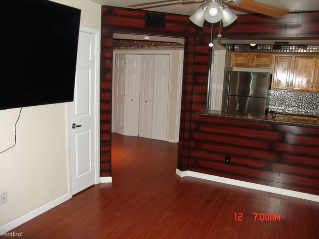 Building Photo - 2 br, 2 bath Condo - 1331 West Baseline Ro...