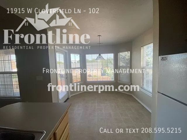 Building Photo - 11915 W Cloverfield Ln