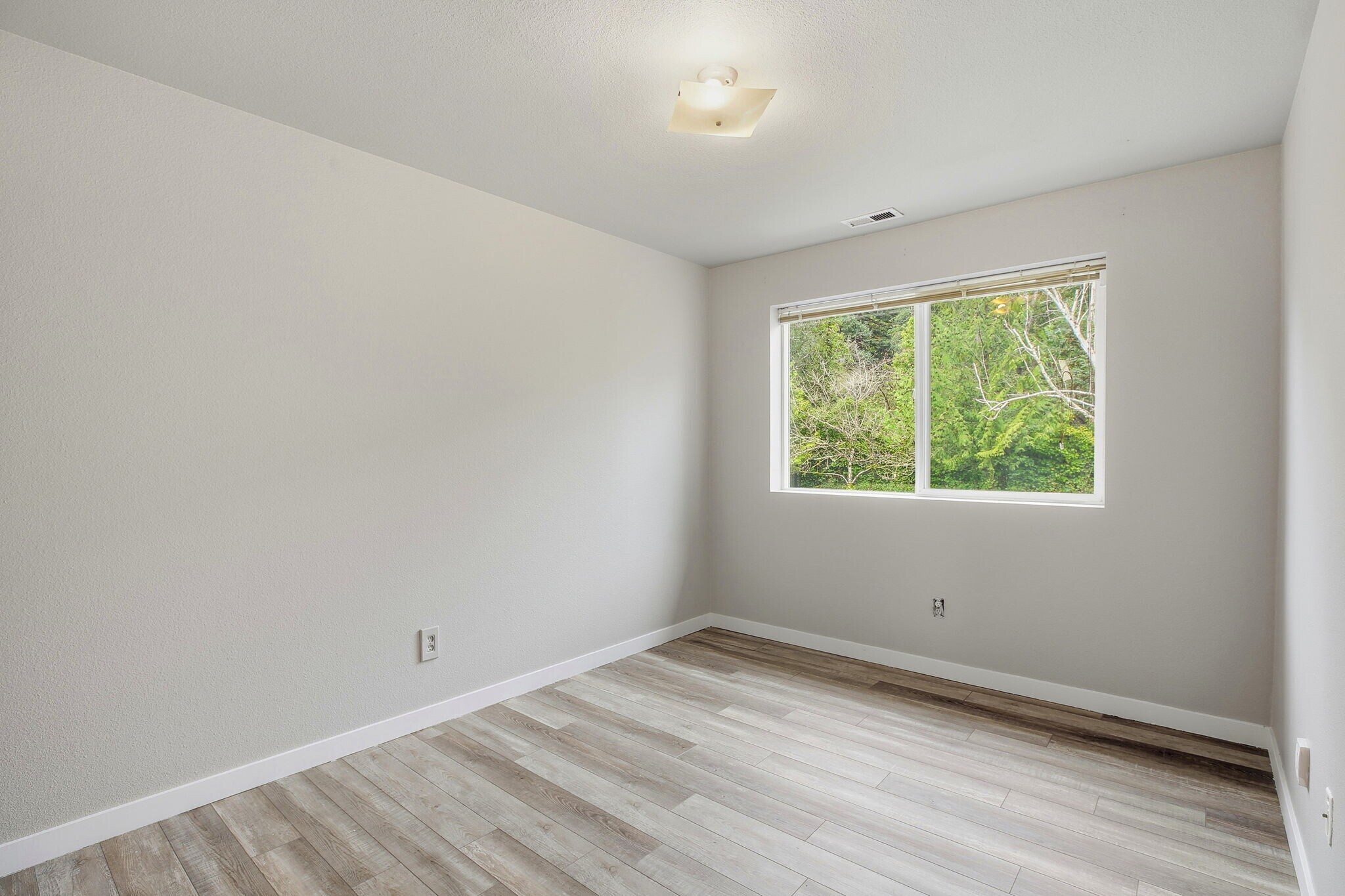 Building Photo - 2525 S 288th St