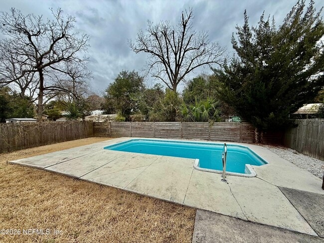 Building Photo - 1354 Stimson St