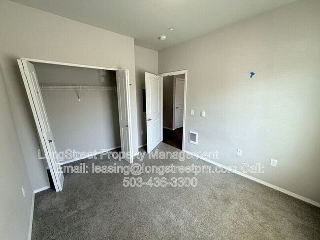 Building Photo - 3655 Pleasant View Dr NE