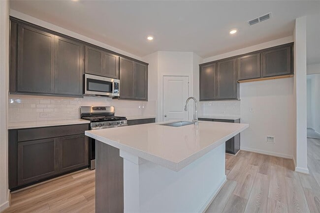 Building Photo - 22167 Paula Bluff Ln