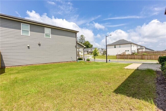 Building Photo - 607 Runnel Dr