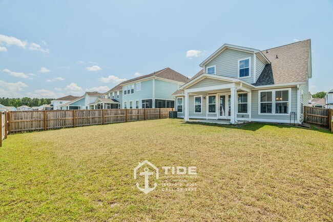 Building Photo - Comfort & Convenience in a Prime Location