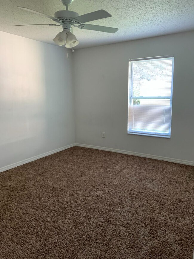 Building Photo - Deltona House For Rent -1778 Belspring Avenue