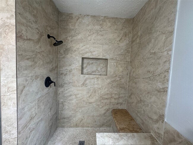 Building Photo - 226 Black Rock Rd