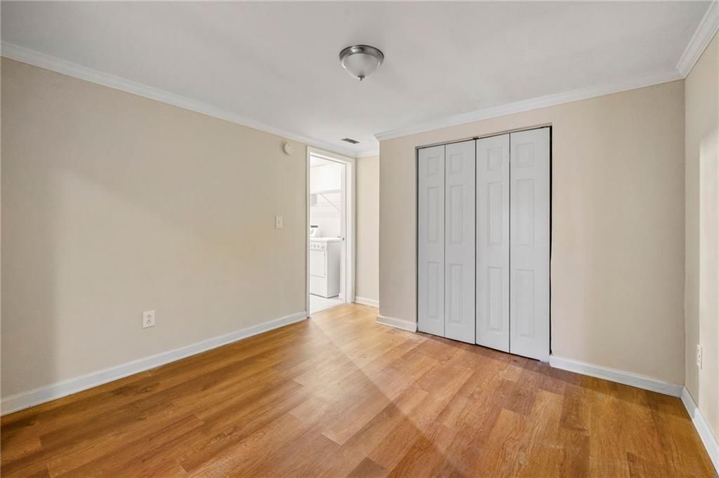 Building Photo - 748 Prada Ct NE